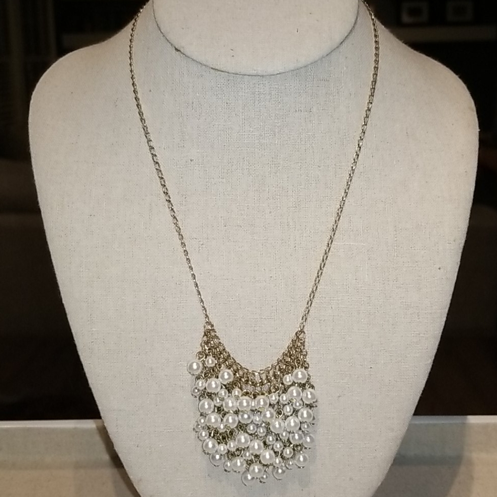 NWOT J. Crew Pearl Bib Necklace with Gold Mesh